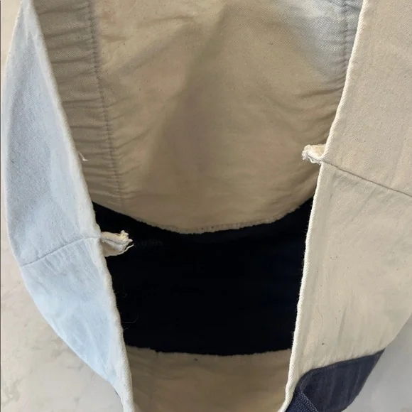 Trader Joe's Canvas Reusable Shopping Tote Bag - Picture 4 of 7